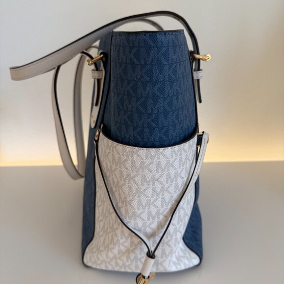 Michael Kors Shoulder Bag - Picture 6 of 6